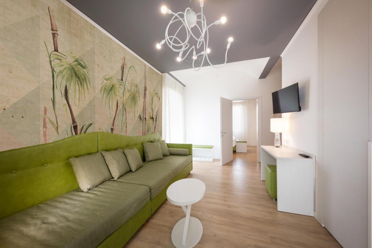 Family Junior Suite,974871463:JPEG